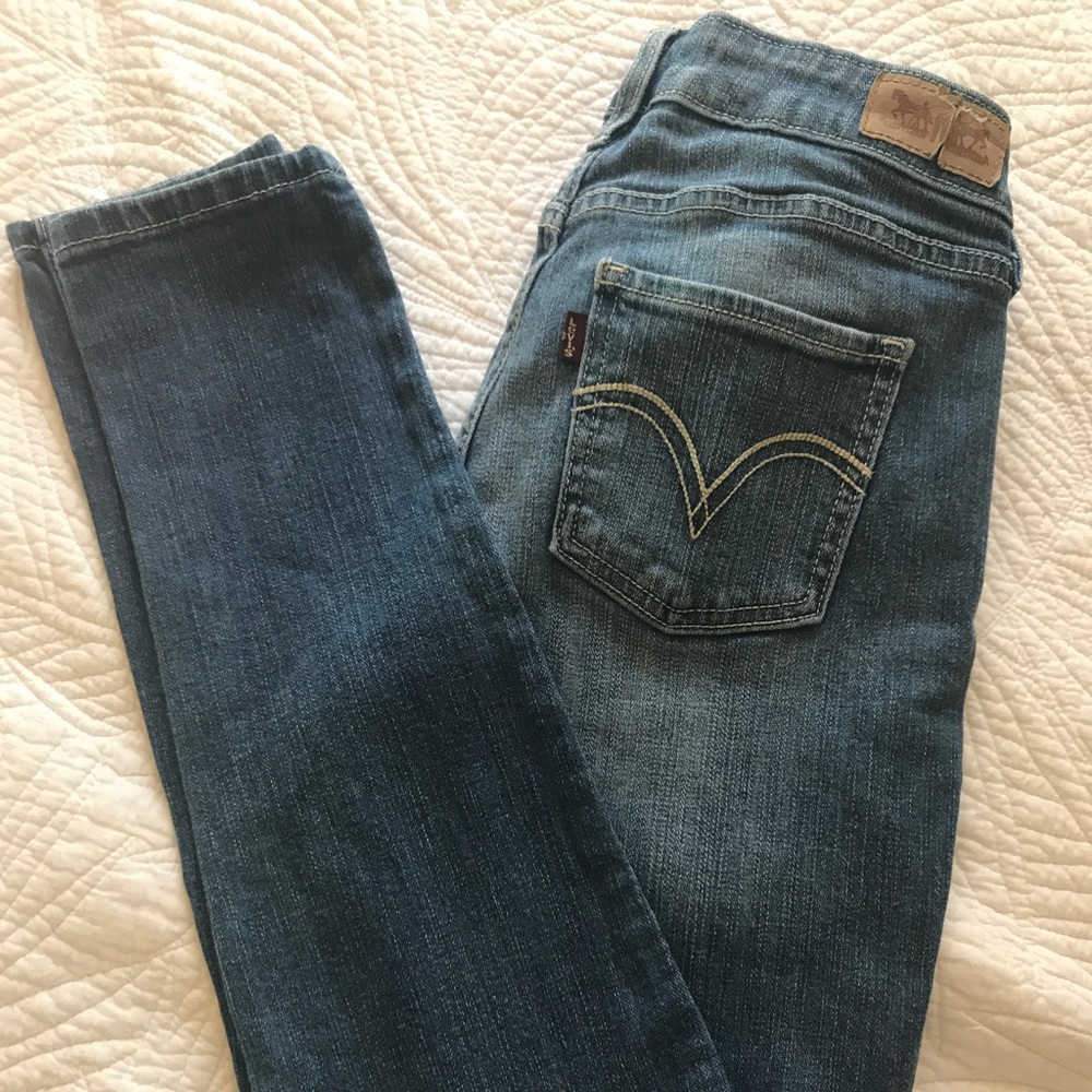 Levi jean legging size 28